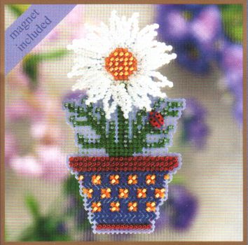 White Daisy MH18-1105 / Белая маргаритка (магнит)